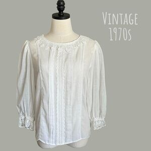 vintage 70s white cotton voile Gunne Sax blouse size small